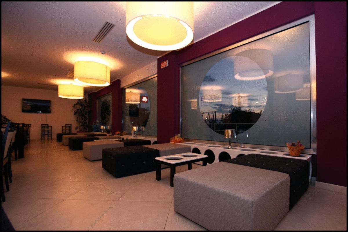 Hotel Cliche San Lucido Exterior foto